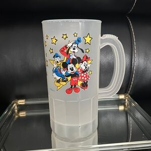 Disneyland Vintage Tall Plastic Cup Beer Mickey Goofy Donald Minnie Super 22 80s